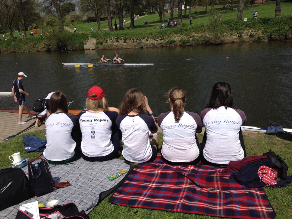 YoungRoyalsRCRC's tweet photo. Young Royals enjoying the sun &amp; racing @ShrewsRegatta https://t.co/k3S3RUzAqo