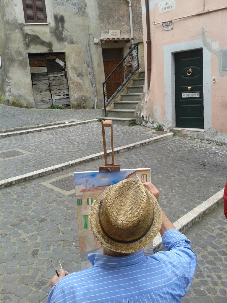ProlocoPoli's tweet photo. #estemporanea #pittura #Poli #vicinoroma #oggi c'è anche #pizzaazzima #sagre @SagreinFesta @visit_lazio https://t.co/oTPeJIxFCN