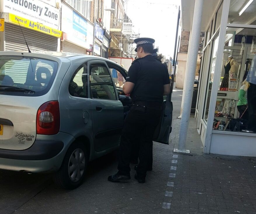 KentSpecials's tweet image. #SCTHANET Nice day for a stroll in town, but not when some drivers ignore the prohibition of driving restrictions..