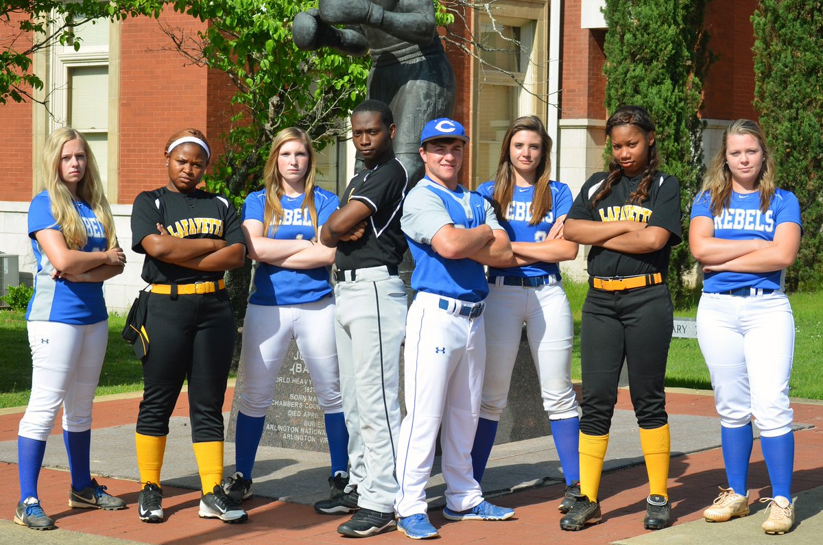 lsunnews's tweet photo. Link to @suggswriter feature on @ChambersCounty senior baseball/softball players https://t.co/jPWRtbw3Is https://t.co/KXIFHYsQEq