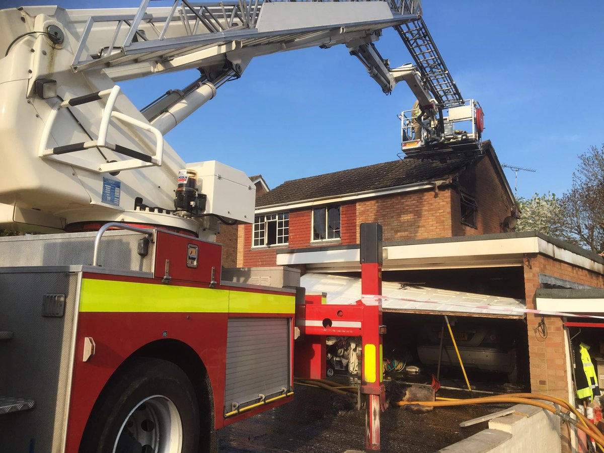 redsfirewatford's tweet photo. Our #Hemel fire .... https://t.co/4OVAQ6I9jl