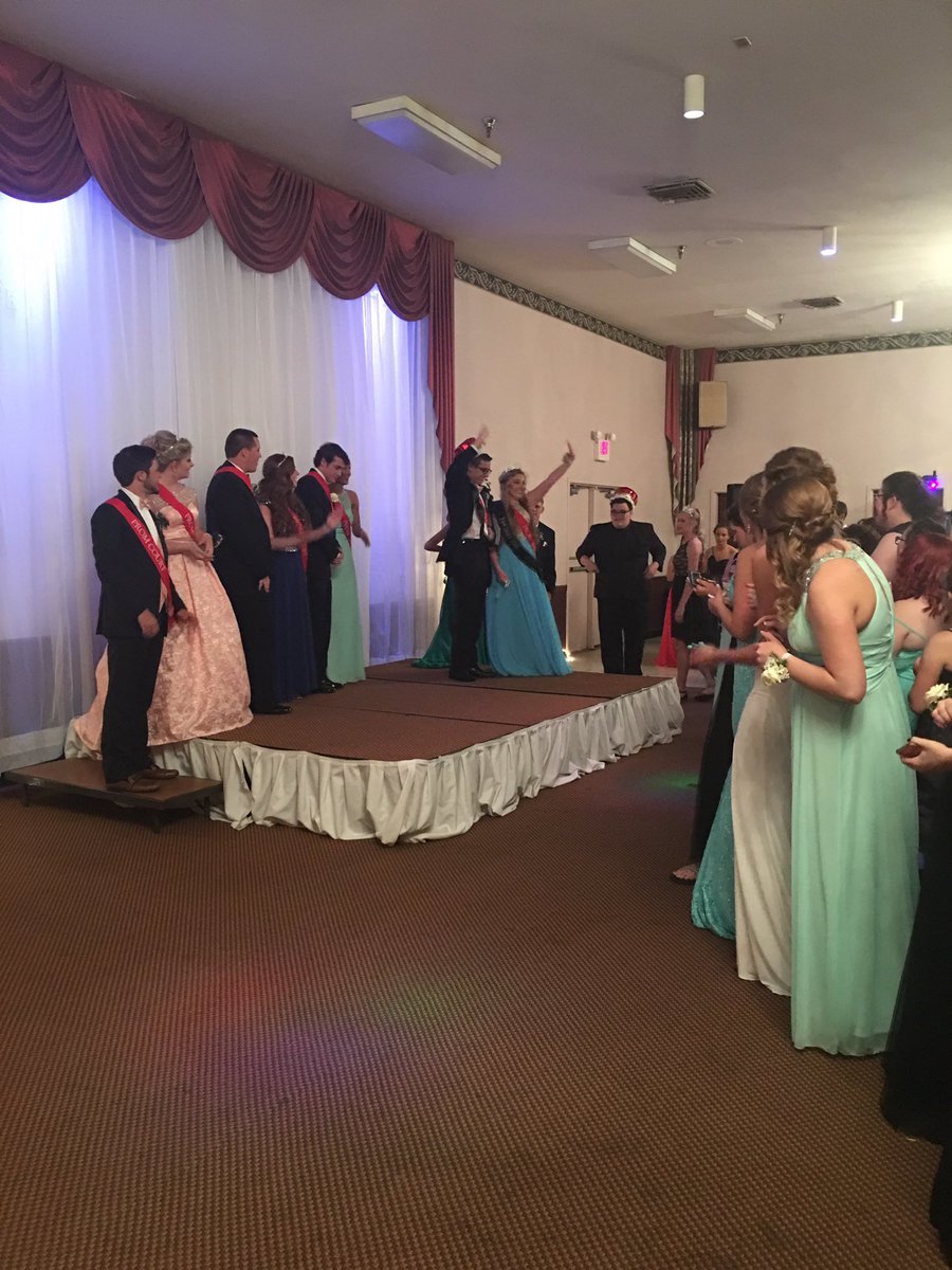 TBHSProm's tweet photo. Congrats to Prom Court and your 2016 King &amp; Queen!!! https://t.co/p8Adz5UkrN