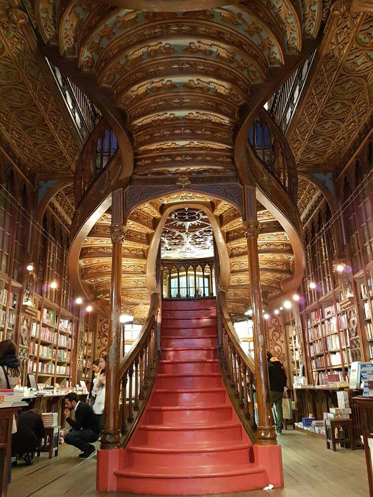 Tripadvisor's tweet photo. The Most Incredible Bookstores in the World: https://t.co/Nhmvwtmpwv  #BookWorm 📚🐛 https://t.co/gqxf7PMnvz