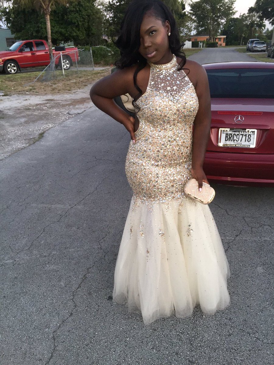 Miami2K17Prom's tweet image. Come Thru😍😍😍 #TurnerTech #Prom2K16