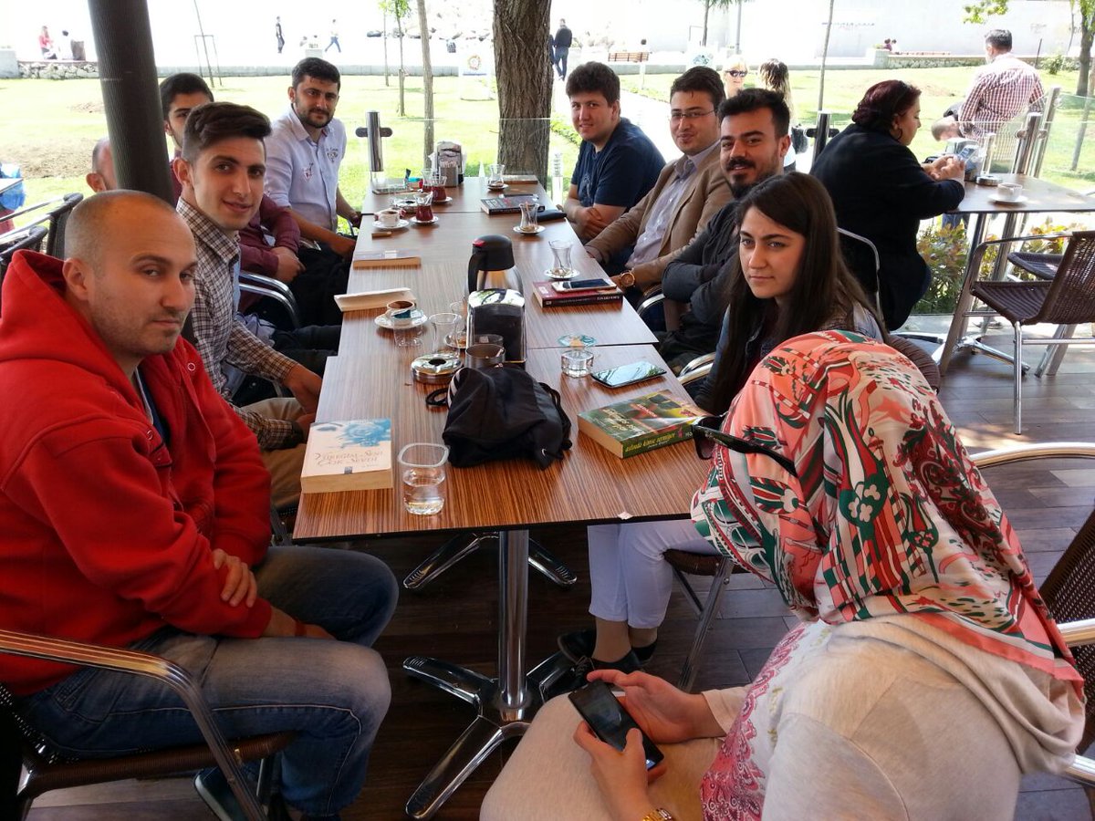 Ar-Ge birimimizin düzenlemiş olduğu Pazar günleri gerçekleşen kitap okuma programımız gerçekleştiriliyor.