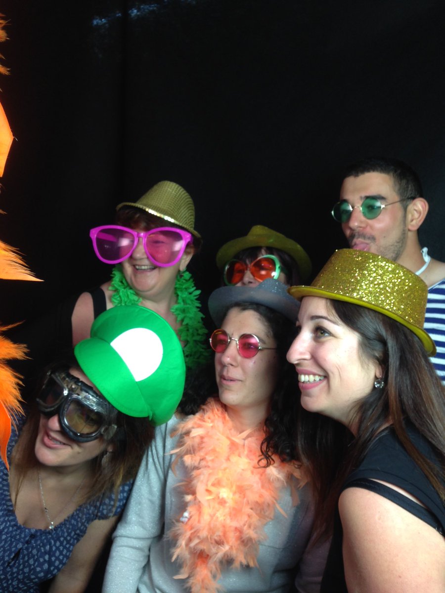 ouistitibooth tweet media