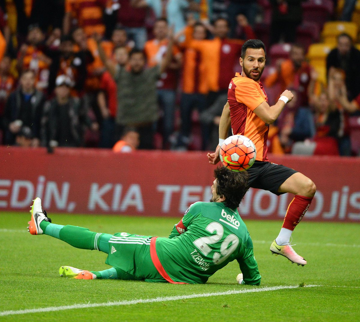 Yasin’in gole yaklaştığı an.