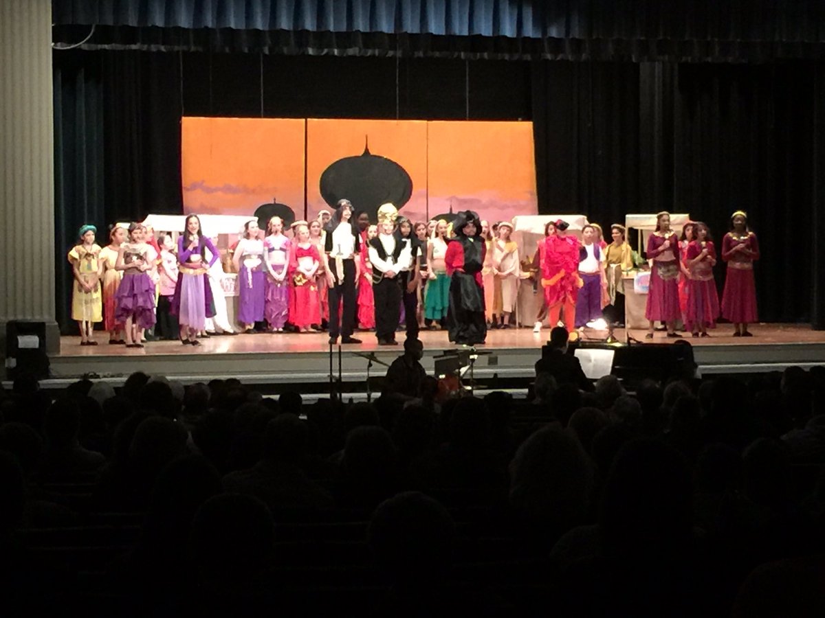 SMSprincipal's tweet photo. Congrats to @ScotteSMS @JennaAblondi & the entire cast and crew of Aladdin For a fabulous performance! #RCSDPride https://t.co/rQ3roSUT9B