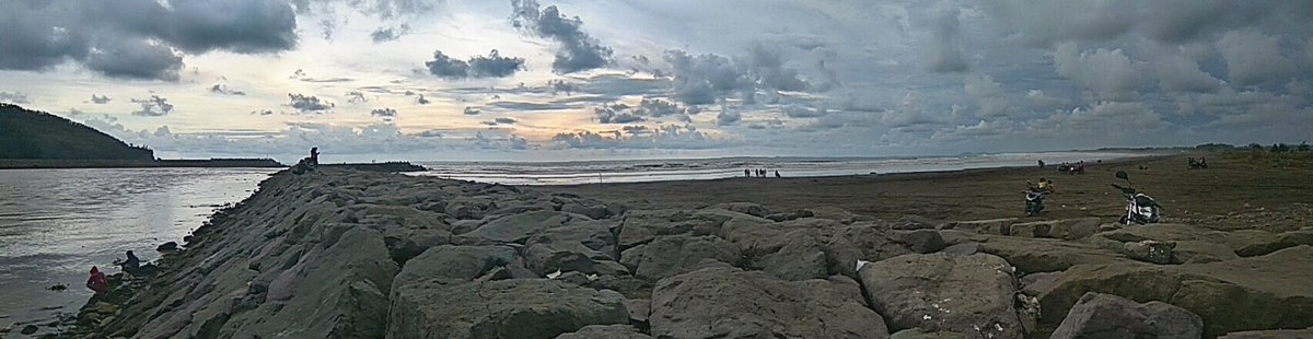 Pantai Ayah Logending <a href="/infogombong/">Info Gombong</a> <a href="/PERPAGGOMBONG/">PERPAG</a> <a href="/GombongOnline/">Gombong Online</a> <a href="/KebumenKeren/">Kebumen Keren</a> <a href="/MubengJateng/">IG: MUBENGJATENG</a>