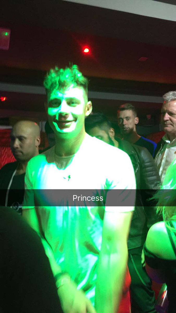 zarawilson563's tweet photo. @ScottGShore wee princess https://t.co/JGLoCaqgOL