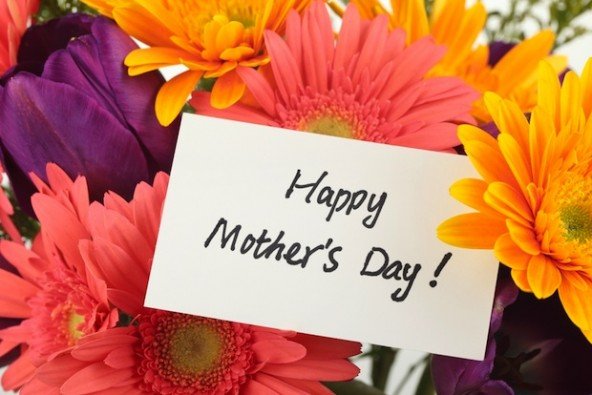 4flowerFirst's tweet photo. Come in today for #Mom. We have #Sworovski jewellery, #flowers and more. Happy Mother's Day to all moms out there. https://t.co/HykYEFWJlm
