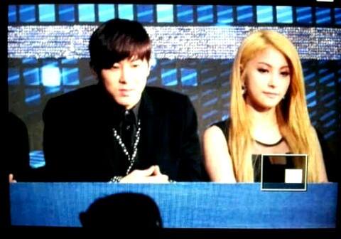 Ch8GxhqVIAArThw.jpg:large