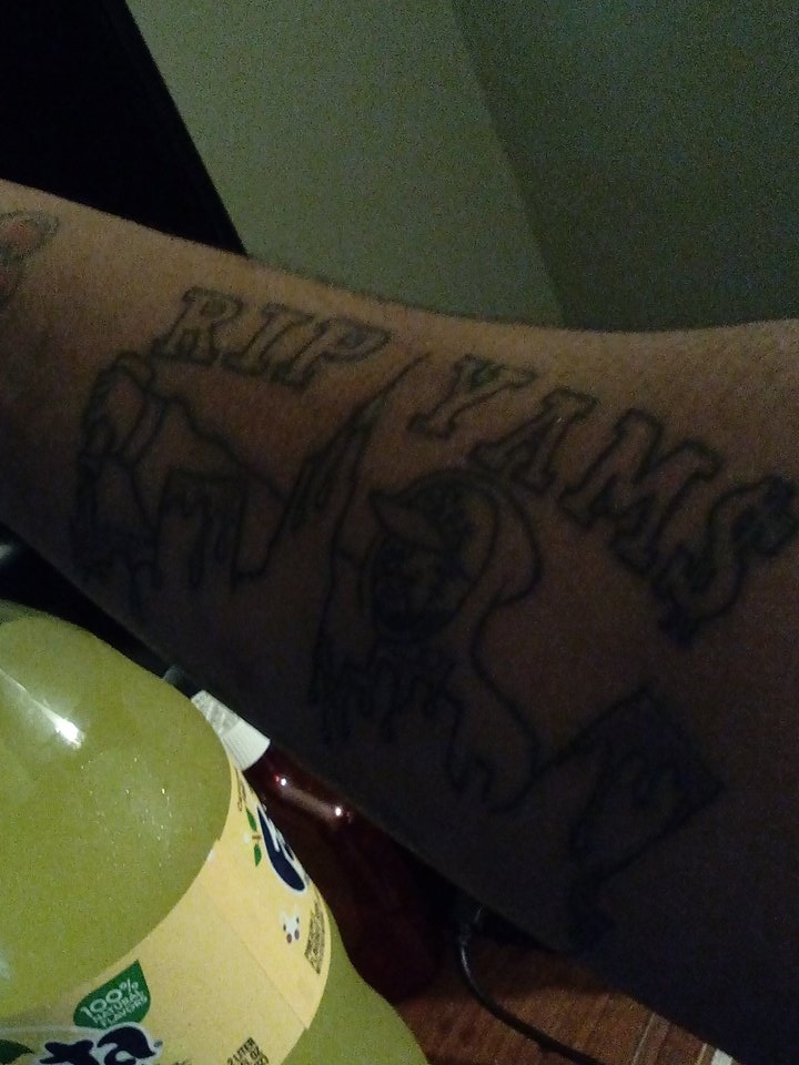 blvckdout's tweet image. @cokestasy  POURIN UP IN THE YELLOW LAMBO @dirtyshafi  #RIPYAMS #FREEPORTER