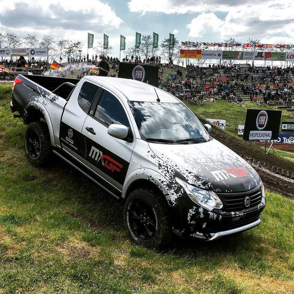 dieautotester's tweet photo. Fiat Fullback close to the track at MXGP in MSC Teutschethal. #fiat #fiatfullback #motocro… https://t.co/mSIQ4Y9ILi https://t.co/sDBO8BGy63