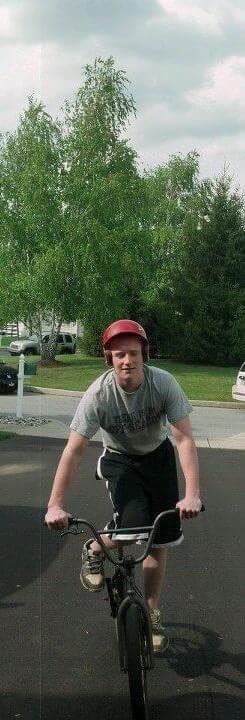 BoIiv_'s tweet photo. Happy birthday deuce! Love and miss you brother #BC44 https://t.co/lOPW1TrvYN
