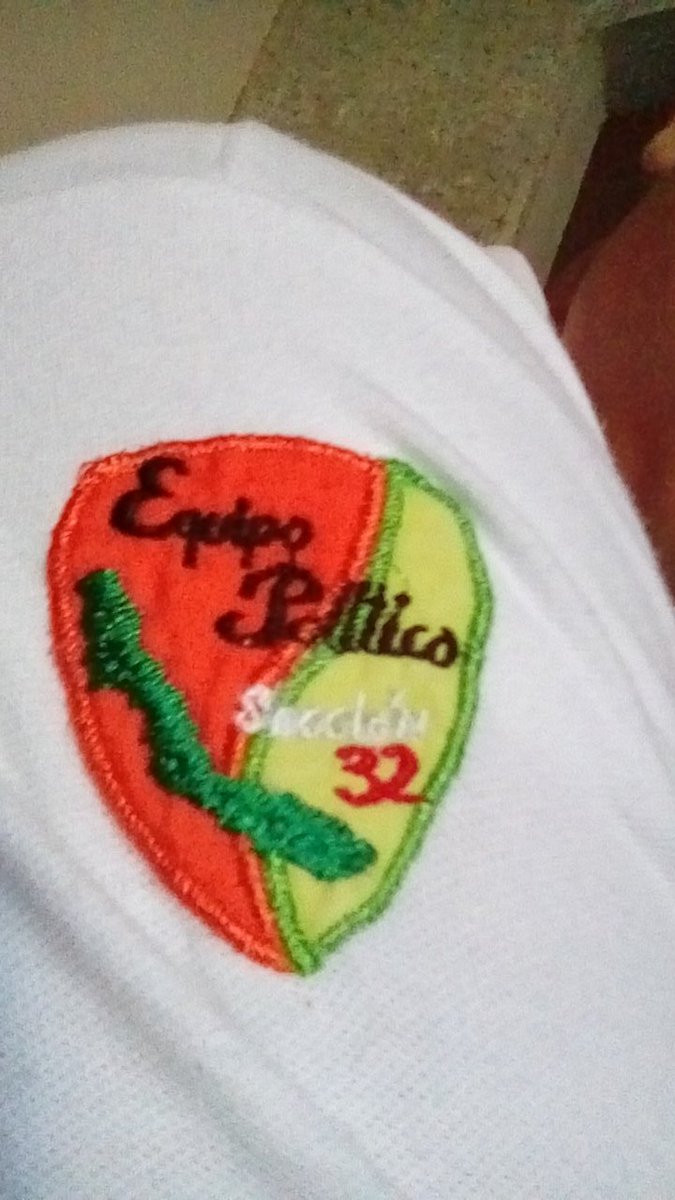 EquipoConHector's tweet photo. En el #EquipoPolitico #EstamosListos juntos al triunfo con @HectorYunes #UnNuevoVeracruz @Lizyunes @Lizyunes https://t.co/USFI05yHKa