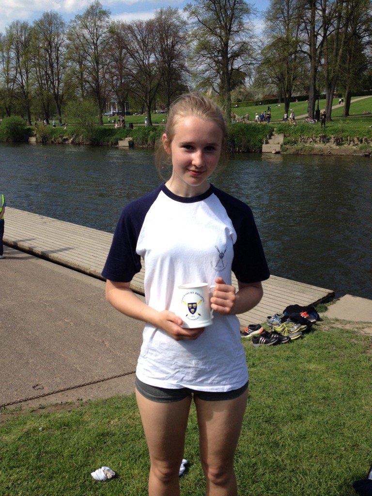 YoungRoyalsRCRC's tweet photo. Second win of the day for Ellie WJ15 1x plate @ShrewsRegatta @Royal_Chester https://t.co/OBMjN0GVnY