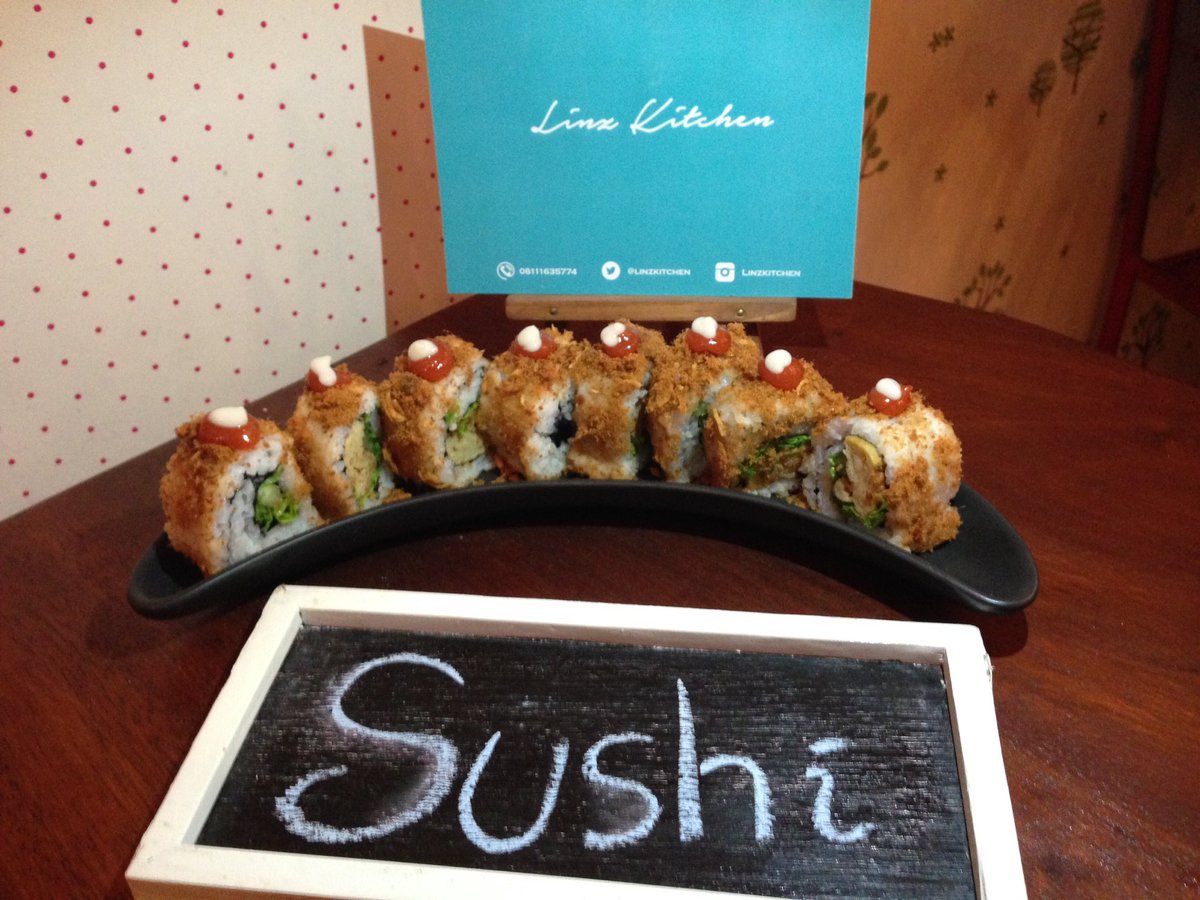 LinzKitchen's tweet photo. Sushi π£ is ready at #LinzKitchen try our egg sushi roll & others start from 12K.Free Black CupCakes while stock last https://t.co/4oRjAi3bSJ