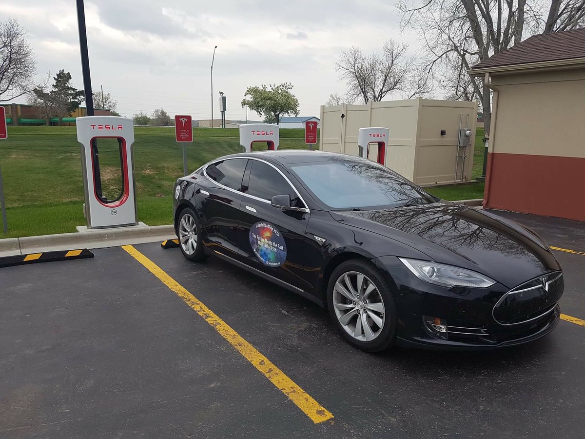 TeslaRoadTrip tweet picture