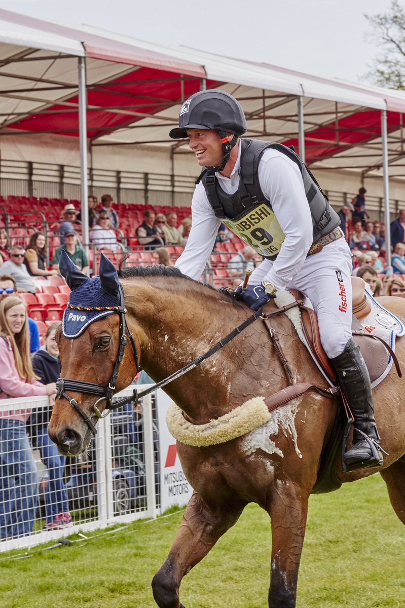 FEI_Global's tweet photo. No words. Absolute legend. Michael Jung wins @bhorsetrials &amp; the #Eventing Grand Slam. #RoadToRio #MMBHT https://t.co/ResUyylS6w