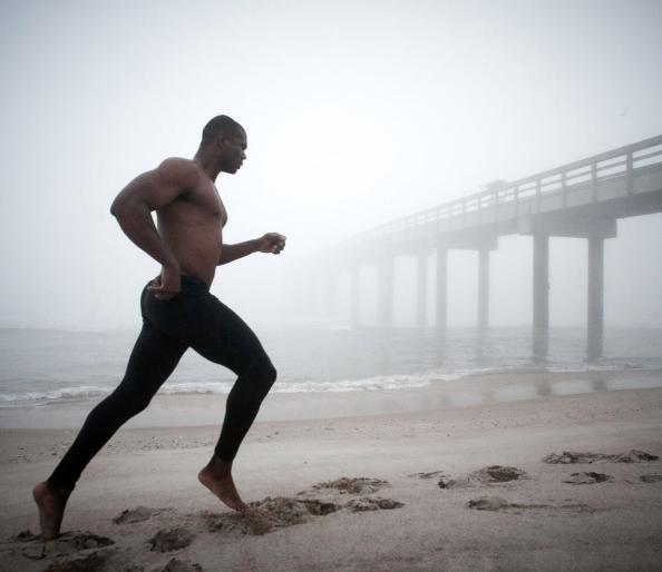 MensFitnessX's tweet photo. The 6-week built for the beach program: https://t.co/8FJreK1YRV https://t.co/q8Ei4pJoGQ