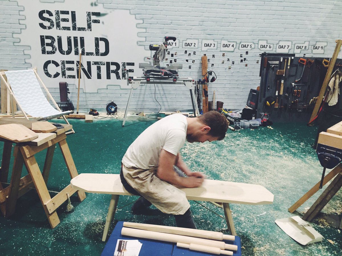 The <a href="/TemperStudio/">TemperStudio</a> PLANE bench being sanded sanded sanded by Temprentice Jonny - 1 hour to go! @GDLive_UK #handmade
