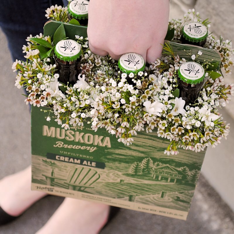 InstigatorCom's tweet image. A brew-quet for #MothersDay! 🍺💐🍺 #clientlove #torontopr