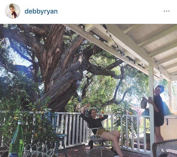 DebbyRyan_Spain's tweet photo. Debby Ryan y Bridgit Mendler juntas en Los Angeles. https://t.co/kXGrElFlWT