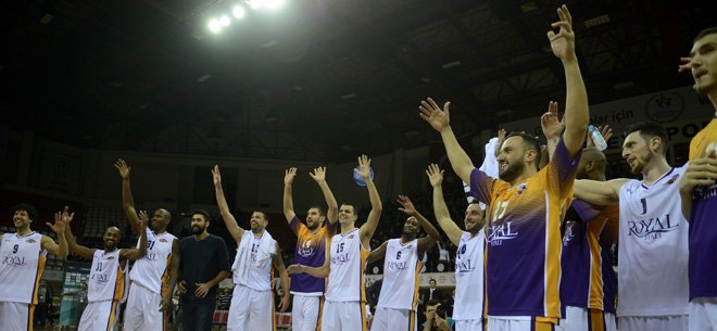 Royal Halı'dan büyük başarı... Play-off biletini aldı...
telgraf.net/08.05.2016-roy…
