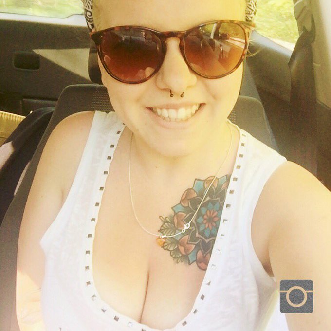 Ich w&uuml;nsche einen sonnigen Sonntag 💋☀️ https://t.co/Wkm2YgJVKd<a href="/tag/tattoo"class="tags"><span>#tattoo</span></a><a href="/tag/tattootag"class="tags"><span>#tattootag</span></a>