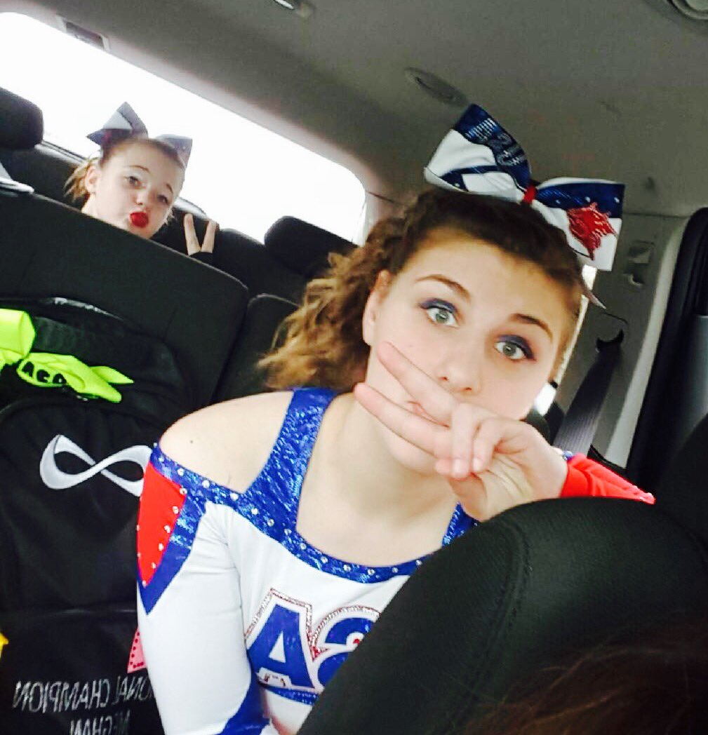 IheartELi10's tweet photo. On our way to Providence! #USFprov16 @USAWildcatsWest @theusfinals #endittogether #thisisit 🐾 https://t.co/8R20U13BPL