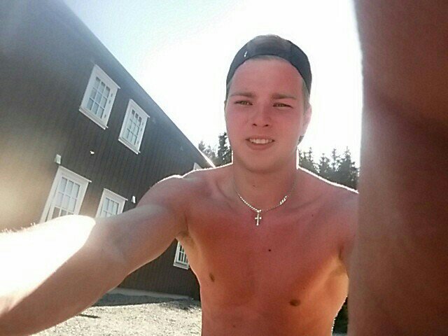 DainizDimants's tweet photo. I'm at Kongeriket Norge | Kingdom of Norway in Oslo, Norway https://t.co/tyPrjzioUb https://t.co/5cUdWwaFVH