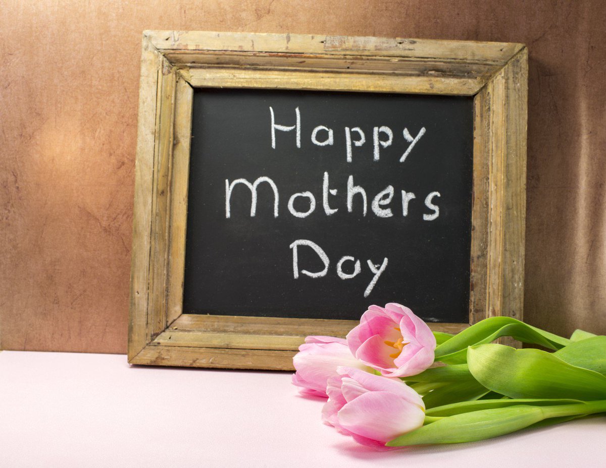 pfcustomcounter's tweet photo. Happy Mother's Day! We hope you're having a great one! https://t.co/Xr9ndJB1gv