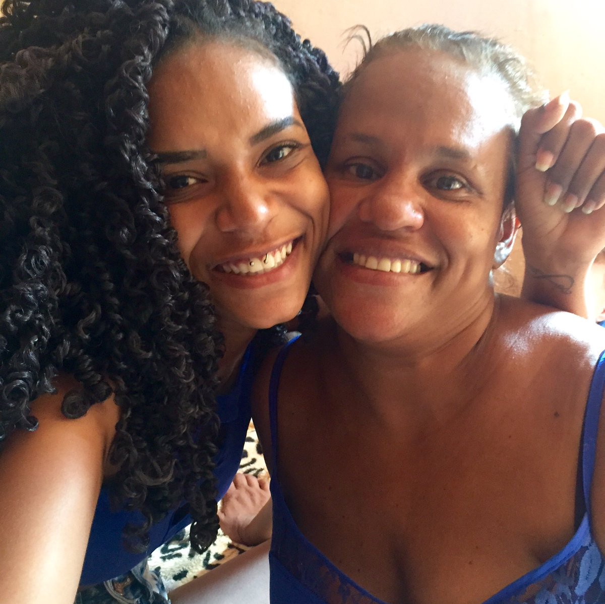 akathymaravilha's tweet photo. Vidas... Mãe e vó ❤️ https://t.co/rUTRJqiCHF