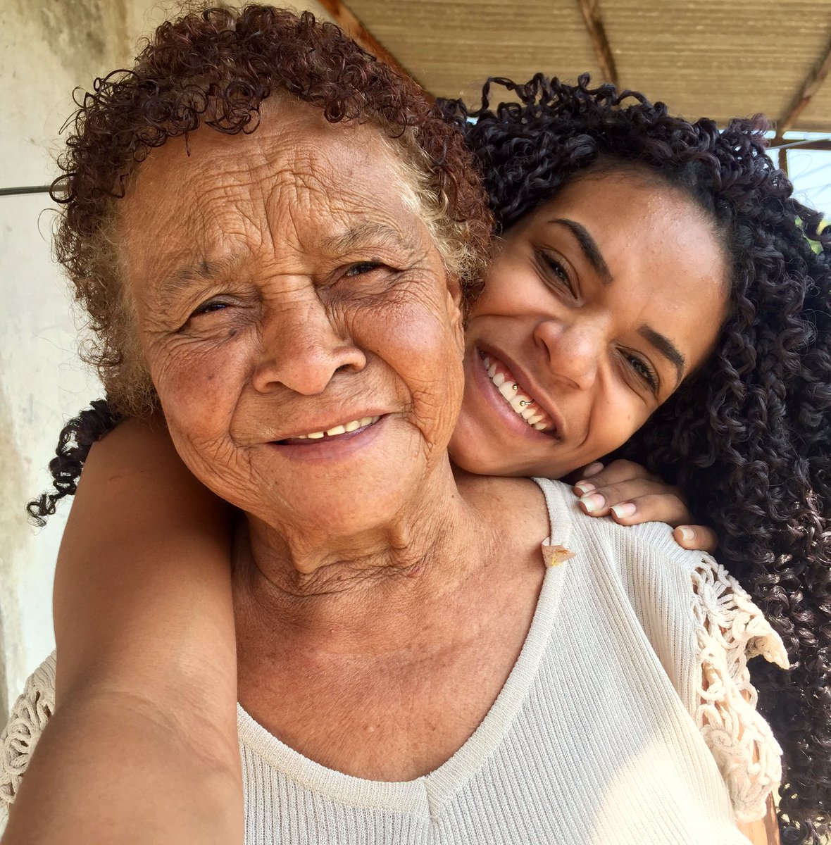 akathymaravilha's tweet photo. Vidas... Mãe e vó ❤️ https://t.co/rUTRJqiCHF