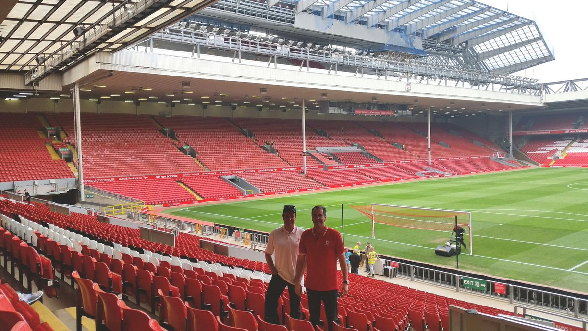 TravelGuysTV's tweet image. Thought of the #dedicatedfans  @ButcherAndBull in #vancity when we filmed at #anfield @LFC  @visitliverpool #epic