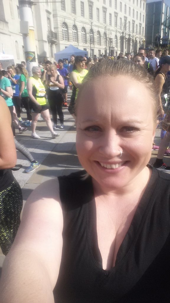 stirli02's tweet photo. @beckettsteps Leeds half marathon before and after selfies!! https://t.co/eAgRpArcg7
