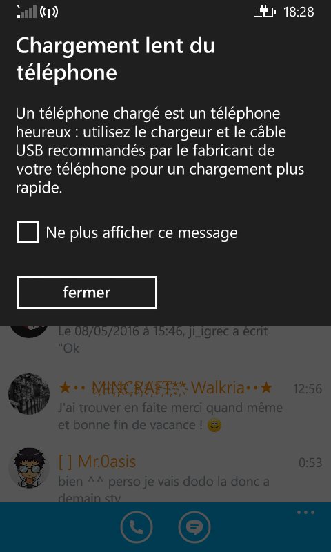Bawi mais si Nokia faisait des batteries solides j'aurais pas besoin de le charger en voiture ✊