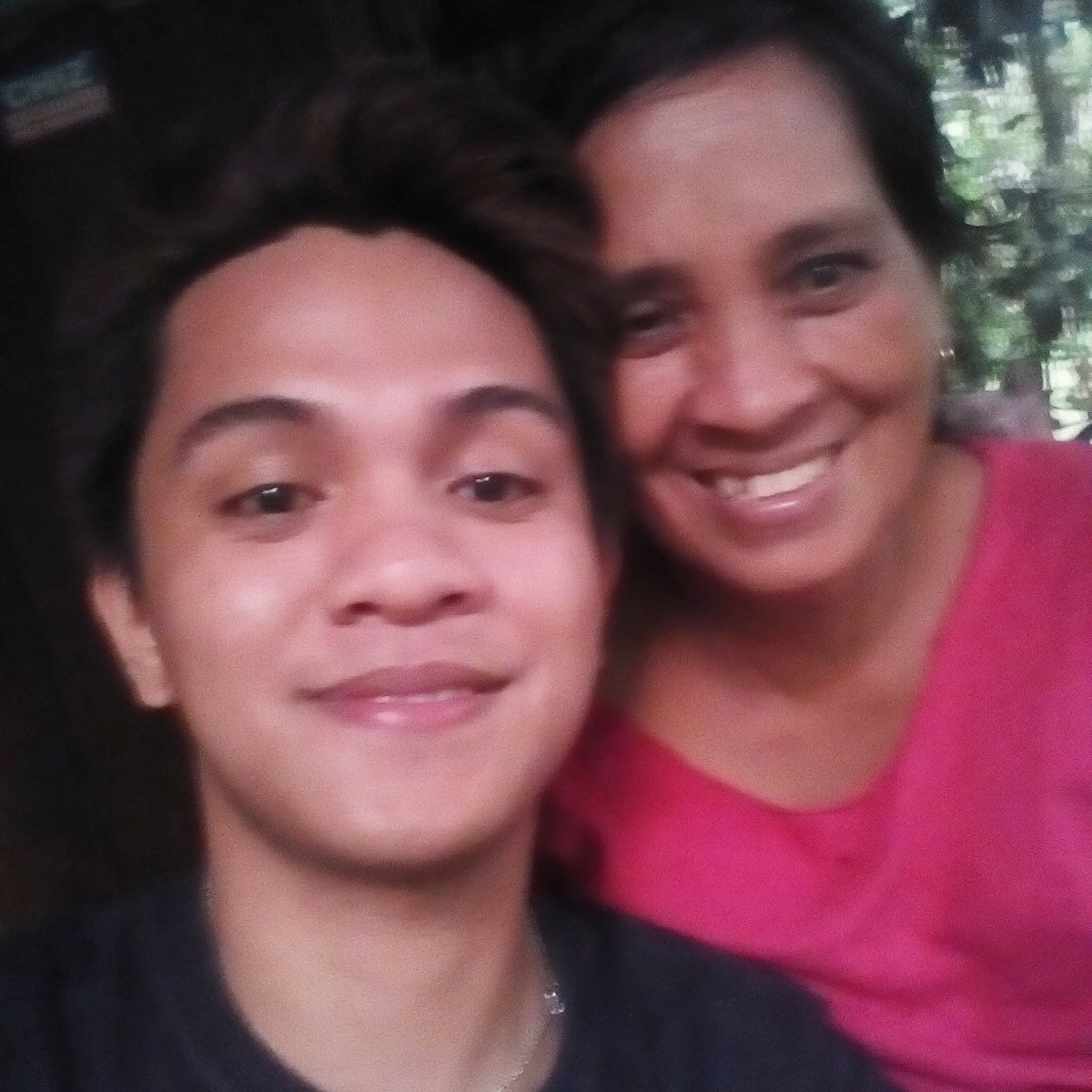 noelchriz's tweet photo. Ang akong forever. The best nanay. Ang pinakagwapa sa  tan :) I love you nay. Mwa! https://t.co/Pj1Eo7BTXq
