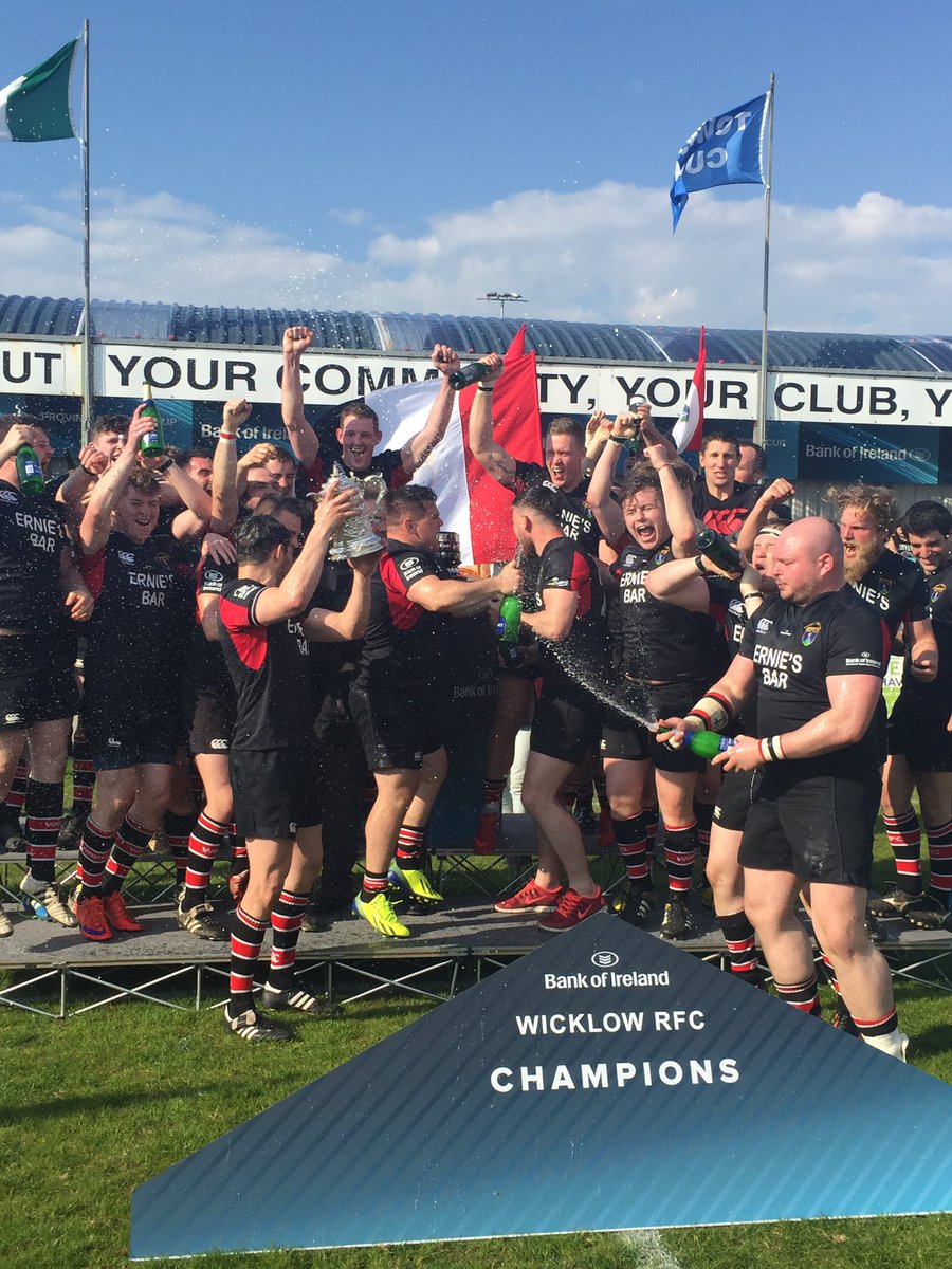 LeinsterBranch's tweet photo. Congrats @WicklowRFC on winning the 91st @bankofireland Provincial Towns Cup #ThatWinningFeeling #PTC #BOIrugby https://t.co/SkfPLGhTPf