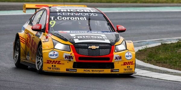 garyjohnbrook13's tweet photo. @TomCoronel @RoalMotorsport good weekend and points big win😊😊#racing#chevolet #MarrakechGrandPrix 😃 https://t.co/mxMDvk1eu0