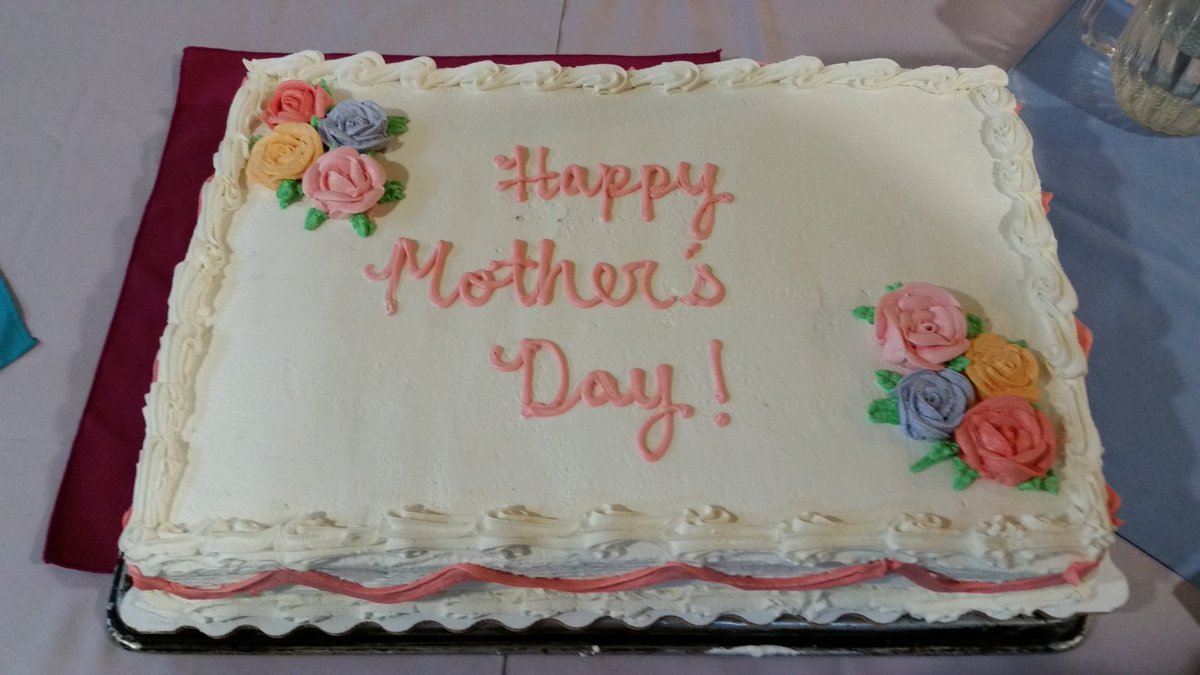 UVActivities's tweet photo. Happy Mother's Day to all our University Village mom's!!! https://t.co/vwgGohsfXv