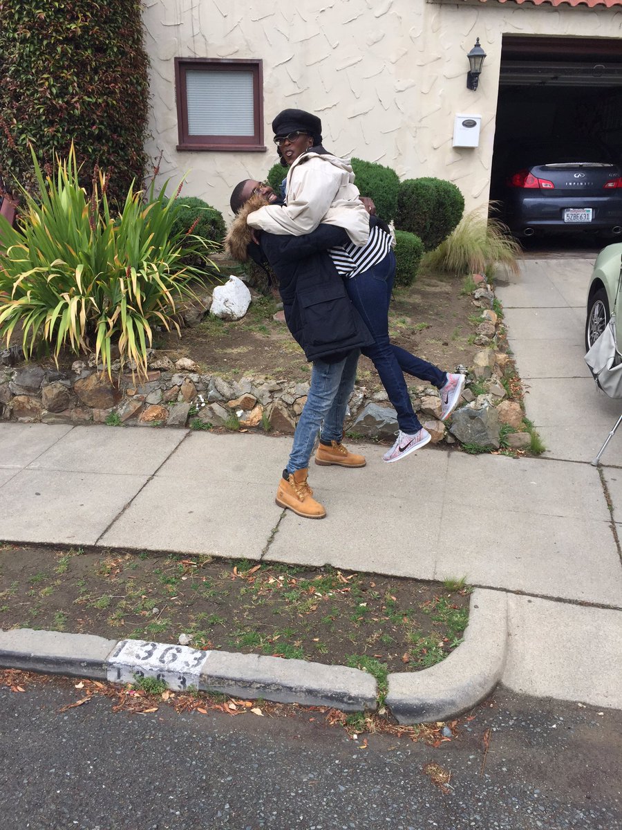 WillJam1's tweet photo. Moma I just want u to know  
Lovin u is like food to my soul https://t.co/tkS8CBkurH