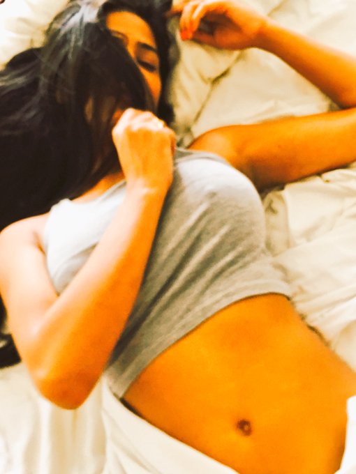 Goodnight Pic for you tweethearts💋 https://t.co/1OoQsb81e8<a href="/tag/newprofilepic"class="tags"><span>#newprofilepic</span></a>