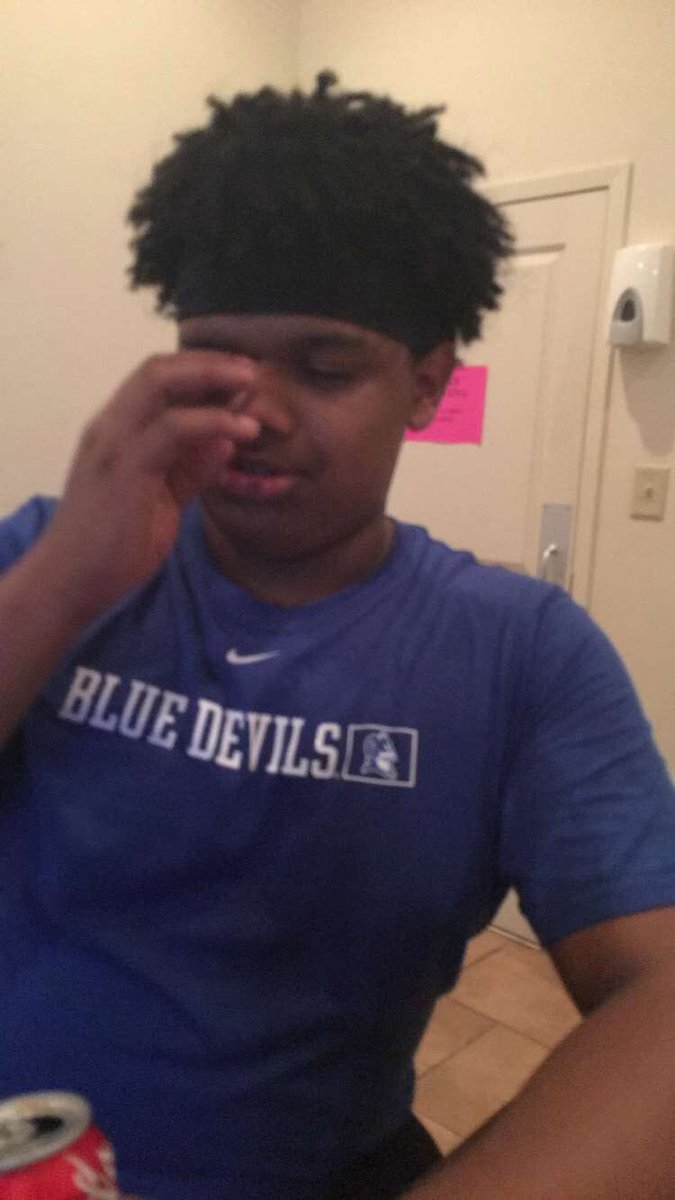 hollie_noellee's tweet image. a best friend appreciation post 😂😂 #thankgodhedoesnthavetwitter #idbedead 💀😂❤️