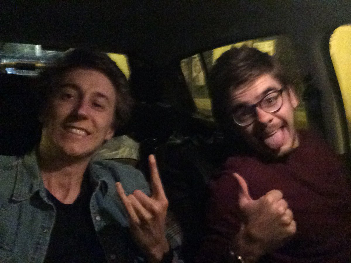 MakerTour's tweet photo. Arrivée tardive à Lyon ! Un immense merci à la grande famille @fablab_fr et Artilect pour ce #fablabfest de folie :) https://t.co/KbUsEoZlpZ