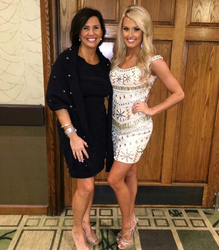RealMissNETeen's tweet photo. Happy Mother's Day to my amazing mom as well as all moms!! Thank you for all you do for me! ❤️ https://t.co/OCYL573Njd