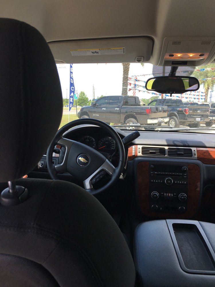 ValueYesAuto's tweet image. The back seat is still one of the best in the house. #Chevy #Tahoe.
.
#ValueYes #PalmDeals #BatonRouge