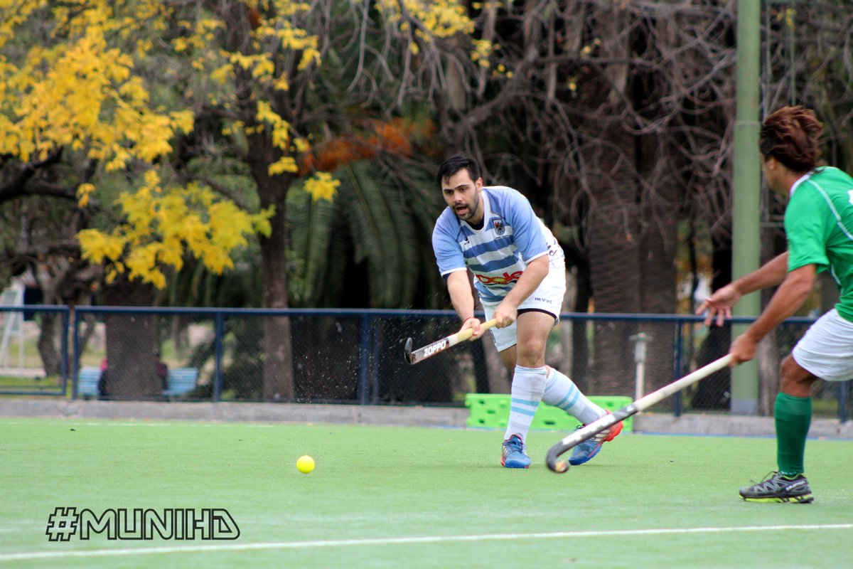 HockeyMUNIHD's tweet photo. #HMC16 #01R07F #Caballeros #CiudadB ) Vs #Hurling(  en C.C:B.A: #Inter https://t.co/S97ojRUYuv