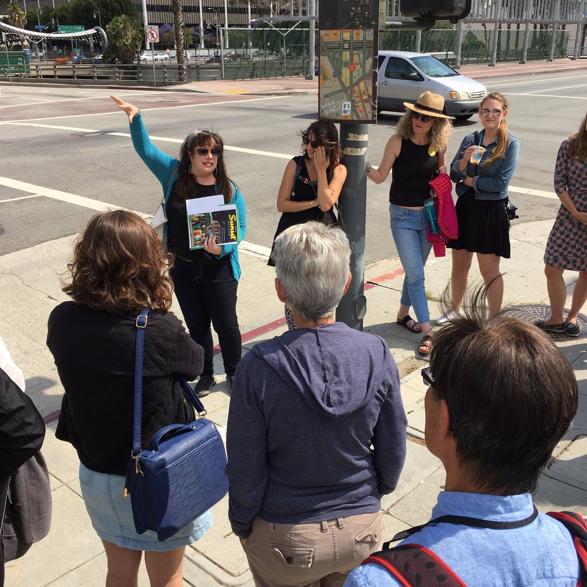 LosAngelesWalks's tweet photo. We're walking! @LAhistory (Victoria Bernal) dedicates the walk to her mom, who worked @SunsetMag for 20 yrs. https://t.co/RQOas23Ynz